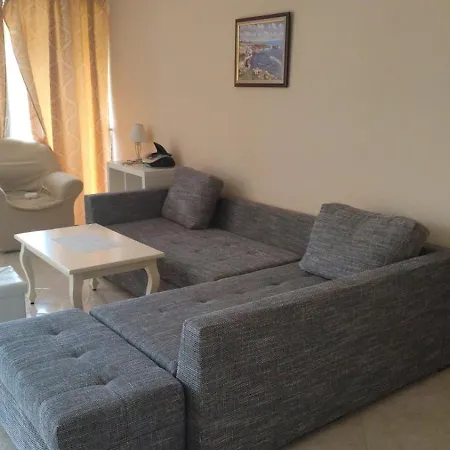 Dima Popova Apartmán Carevo